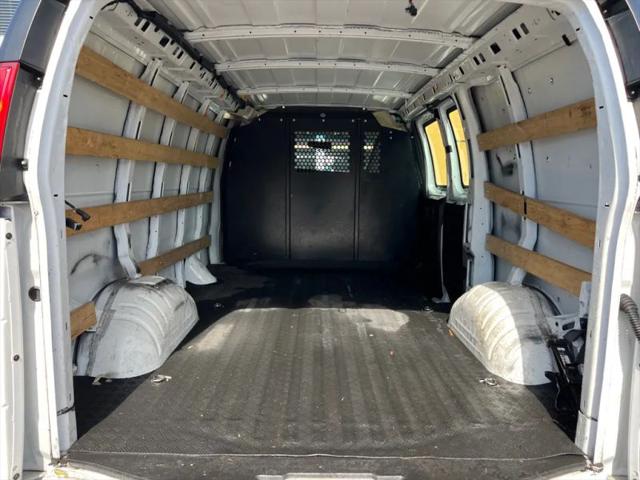 2021 GMC Savana Cargo RWD 2500 Regular Wheelbase Work Van