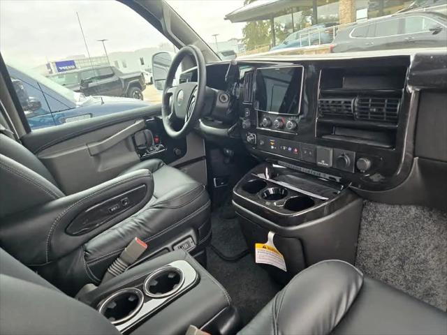 2025 GMC Savana Cargo RWD 2500 Extended Wheelbase Work Van