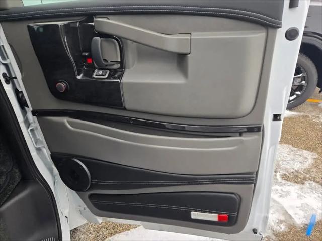 2025 GMC Savana Cargo RWD 2500 Extended Wheelbase Work Van