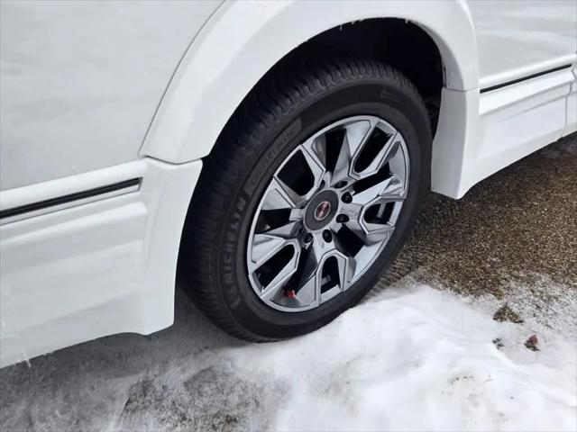 2025 GMC Savana Cargo RWD 2500 Extended Wheelbase Work Van