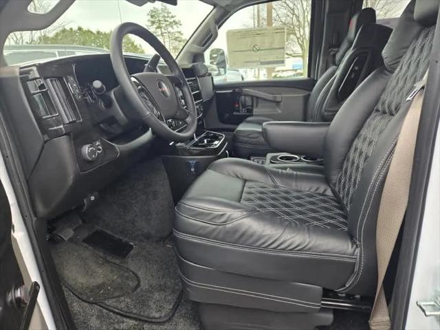 2025 GMC Savana Cargo RWD 2500 Extended Wheelbase Work Van