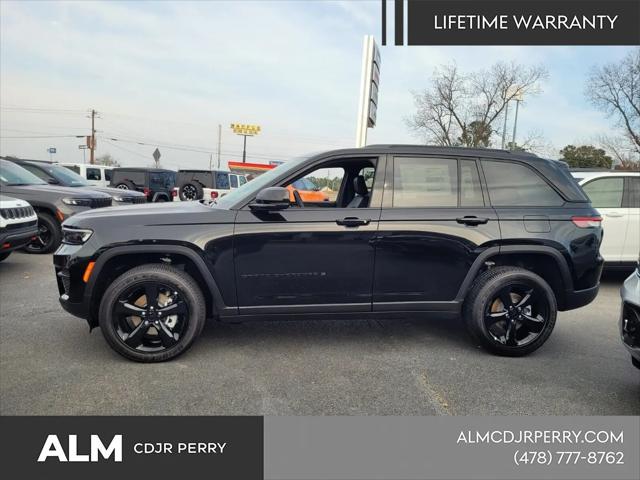 2025 Jeep Grand Cherokee Altitude X 4x4