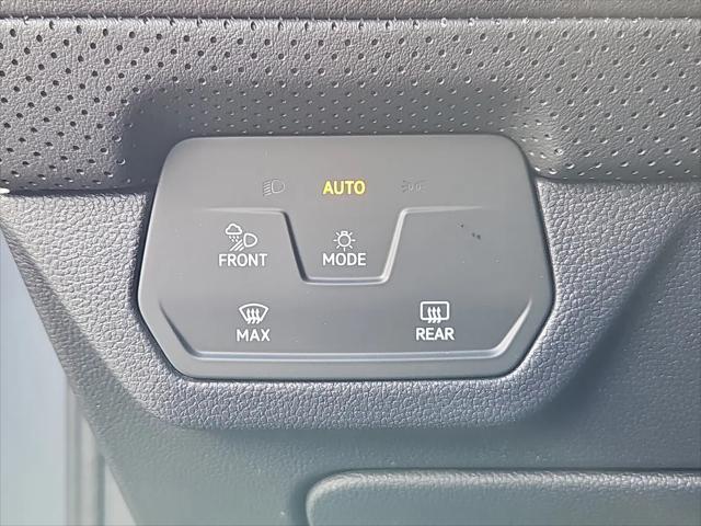 2026 Volkswagen Atlas Cross Sport SEL Premium R-Line