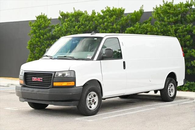 2022 GMC Savana Cargo RWD 3500 Extended Wheelbase Work Van for sale in Miami, FL