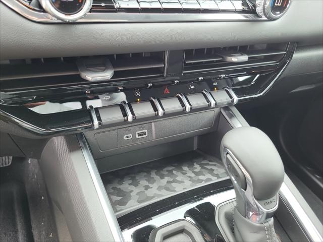 2026 GMC Canyon Elevation, RWD