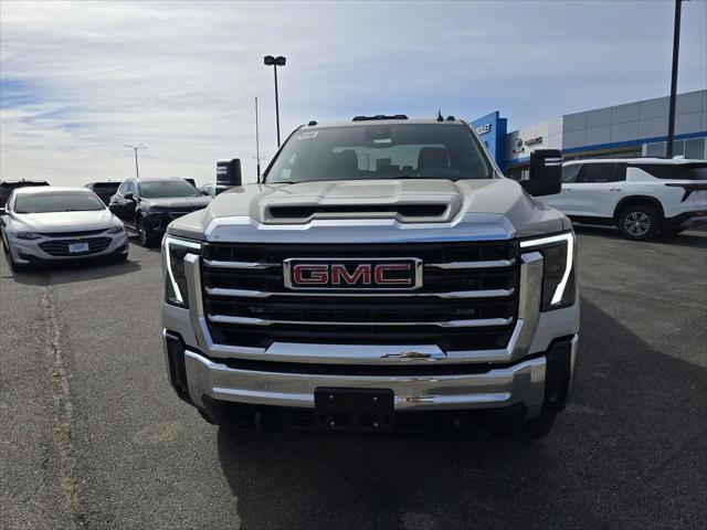 2026 GMC Sierra 2500HD Crew Cab, Standard Bed, SLE, 4WD