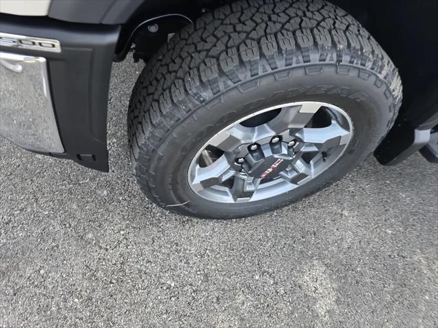 2026 GMC Sierra 2500HD Crew Cab, Standard Bed, SLE, 4WD