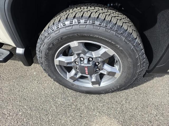 2026 GMC Sierra 2500HD Crew Cab, Standard Bed, SLE, 4WD