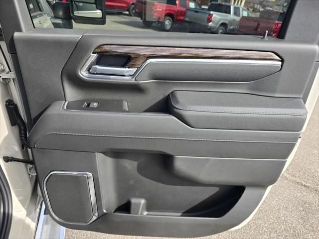 2026 GMC Sierra 2500HD Crew Cab, Standard Bed, SLE, 4WD