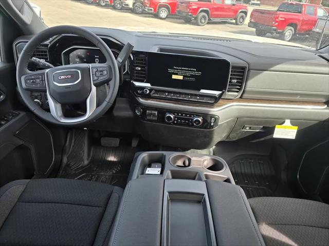 2026 GMC Sierra 2500HD Crew Cab, Standard Bed, SLE, 4WD