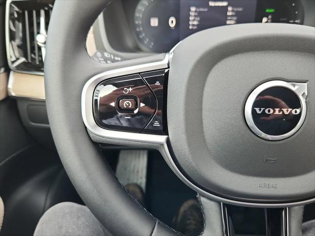 2026 Volvo XC90 Plug-In Hybrid Plus, T8 AWD, Electric/Gasoline, Bright, 7 Seats