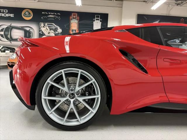 2026 Lotus Emira V6 SE