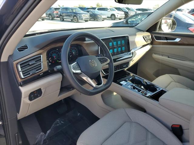 2026 Volkswagen Atlas SE with Technology