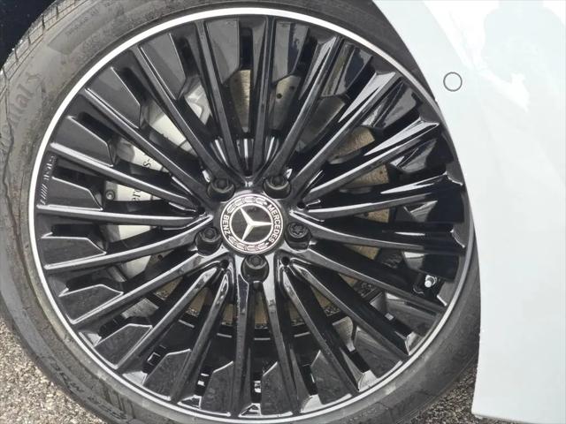 2026 Mercedes-Benz E-CLASS E 300 CLE 300