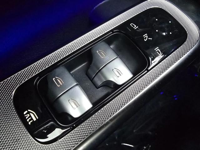 2026 Mercedes-Benz E-CLASS E 300 CLE 300