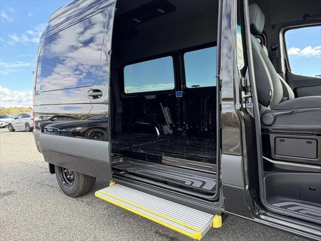 2026 Mercedes-Benz Sprinter 3500XD Standard Roof 4-Cyl Diesel HO
