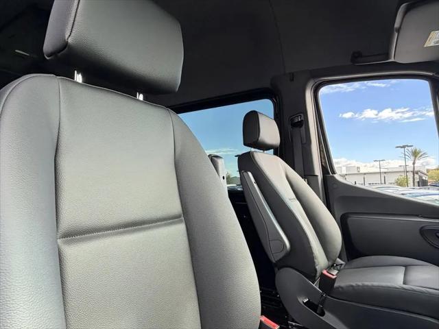 2026 Mercedes-Benz Sprinter 3500XD Standard Roof 4-Cyl Diesel HO