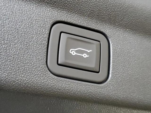 2026 Cadillac Escalade IQL Premium Sport AWD