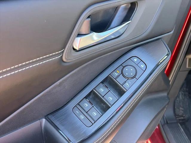 2025 Nissan Rogue SV FWD