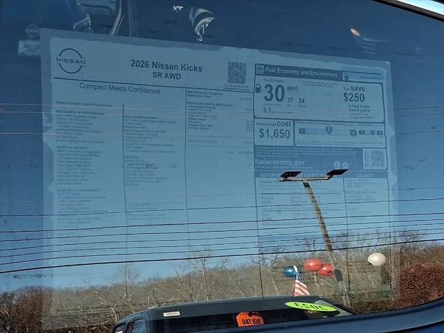 2026 Nissan Kicks SR