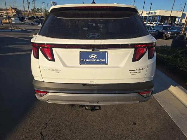 2026 Hyundai Tucson Hybrid Blue SE