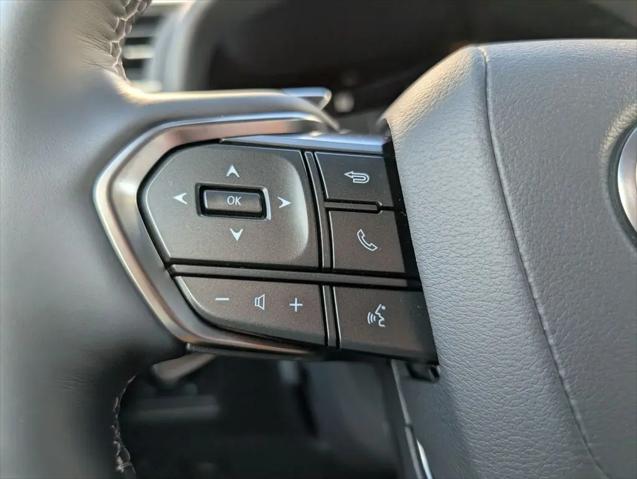 2025 Lexus LX Luxury