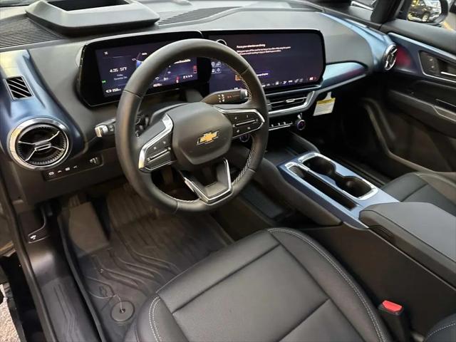 2025 Chevrolet Equinox LT 2