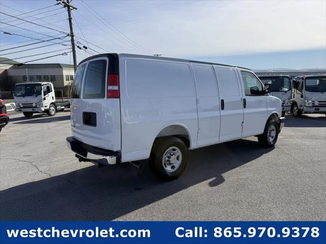 2025 Chevrolet Express Cargo Van RWD 2500 Regular Wheelbase WT