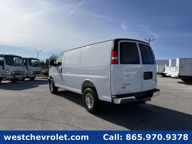 2025 Chevrolet Express Cargo Van RWD 2500 Regular Wheelbase WT