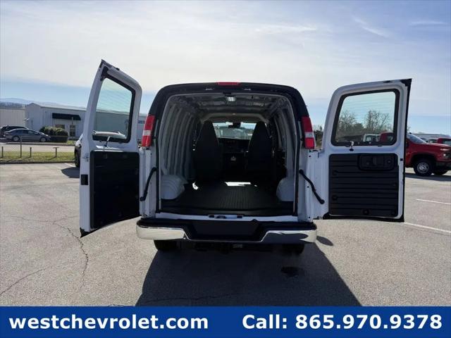 2025 Chevrolet Express Cargo Van RWD 2500 Regular Wheelbase WT