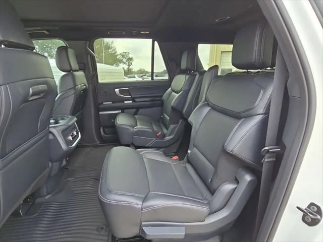 2025 Ford Expedition Platinum MAX