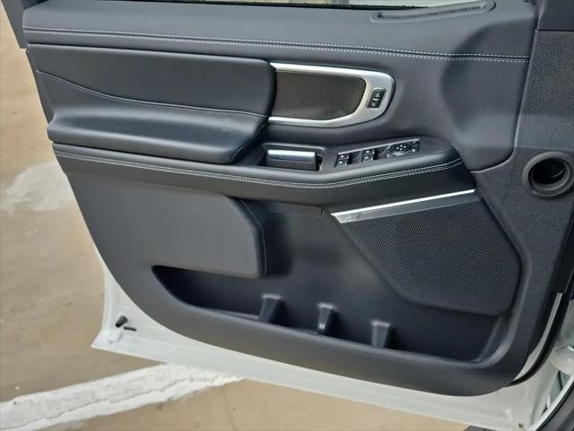 2025 Ford Expedition Platinum MAX