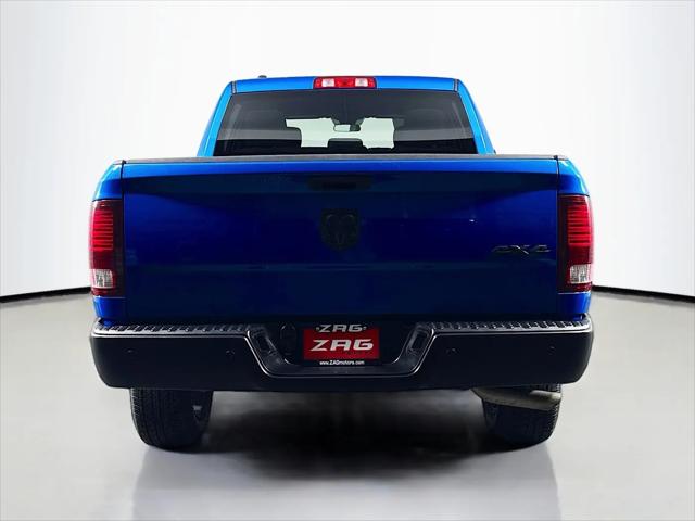 2024 Ram 1500 Classic Warlock Crew Cab 4x4 5'7" Box