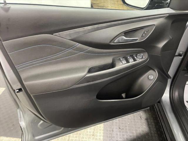 2026 Buick NV Sport Touring FWD