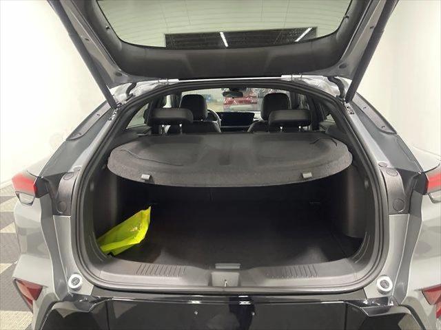 2026 Buick NV Sport Touring FWD