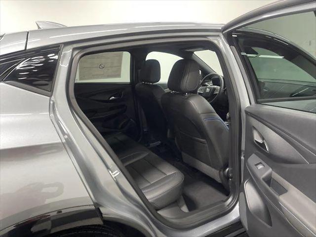 2026 Buick NV Sport Touring FWD