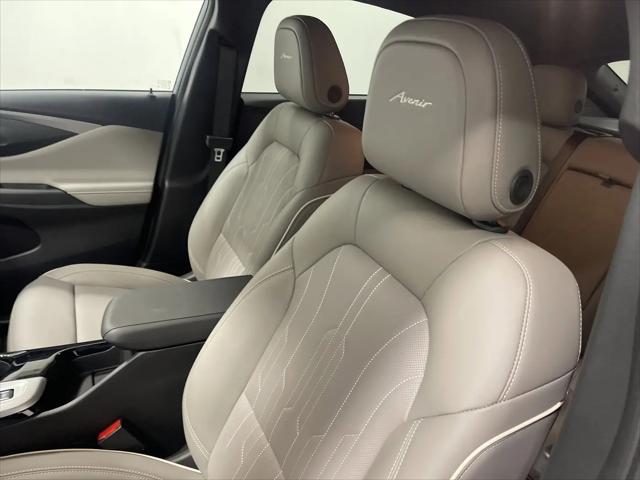 2026 Buick NV Avenir FWD