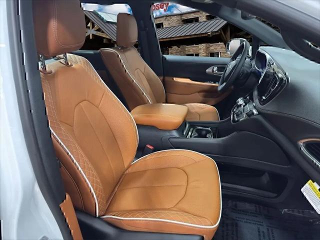 2026 Chrysler Pacifica Pinnacle