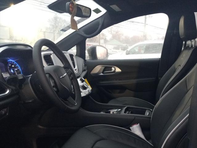 2026 Chrysler Pacifica PACIFICA LIMITED AWD