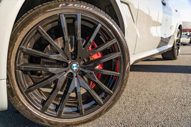 2025 BMW X6 xDrive40i