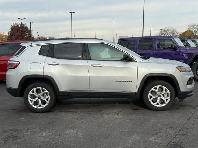 2025 Jeep Compass COMPASS LATITUDE 4X4 2025 Jeep Compass COMPASS LATITUDE 4X4