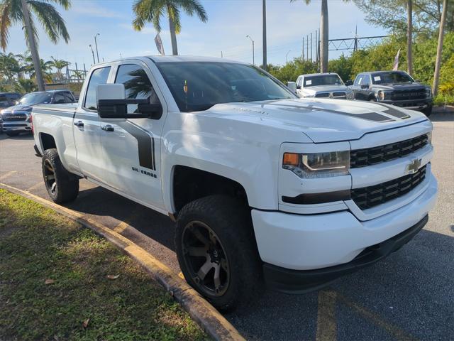 2017 Chevrolet Silverado 1500 Custom 2017 Chevrolet Silverado 1500 Custom