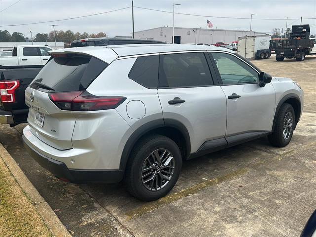 2024 Nissan Rogue S Intelligent AWD 2024 Nissan Rogue S Intelligent AWD