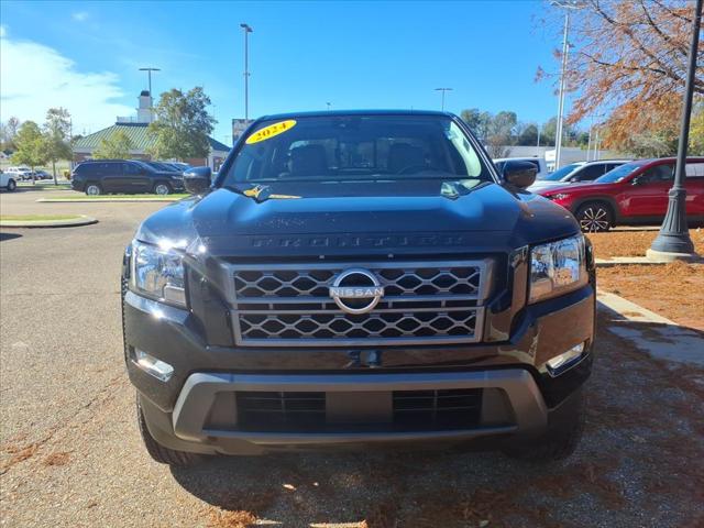 2024 Nissan Frontier Crew Cab SV 4x2