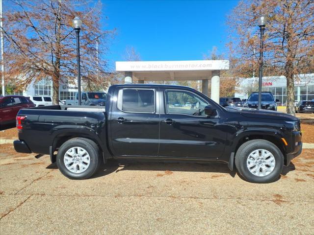 2024 Nissan Frontier Crew Cab SV 4x2