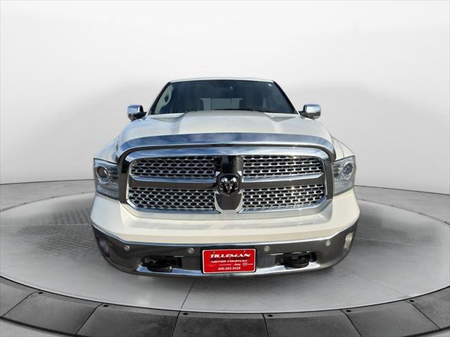 2017 RAM 1500 Laramie Crew Cab 4x4 57 Box 2017 RAM 1500 Laramie Crew Cab 4x4 57 Box