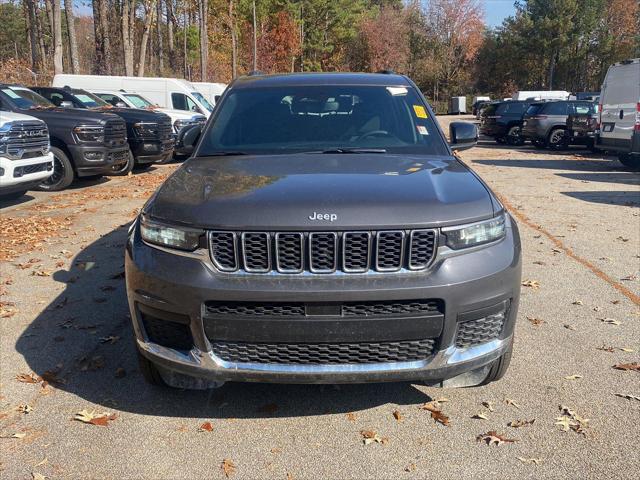 2024 Jeep Grand Cherokee L Laredo 4x2