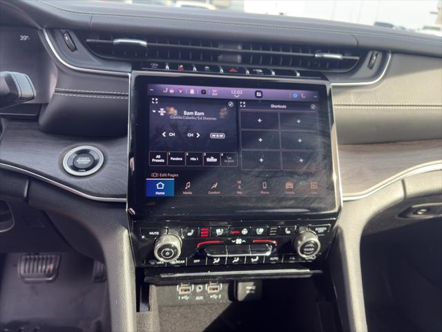2022 Jeep Grand Cherokee L Overland 4x4