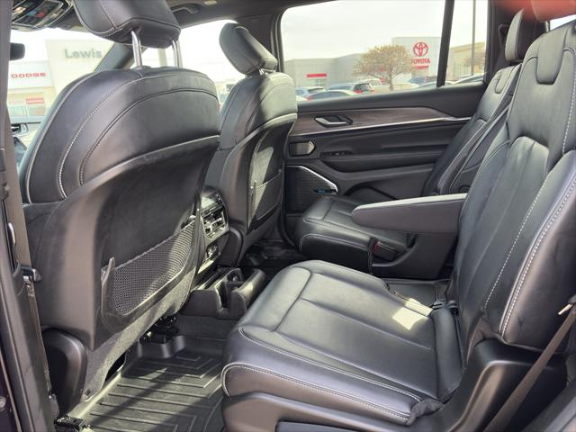 2022 Jeep Grand Cherokee L Overland 4x4