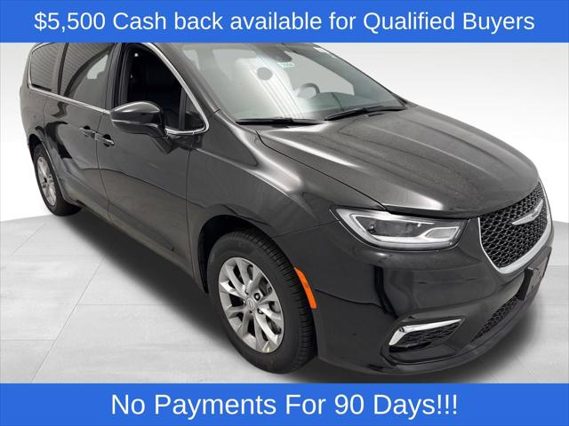 2026 Chrysler Pacifica PACIFICA SELECT AWD